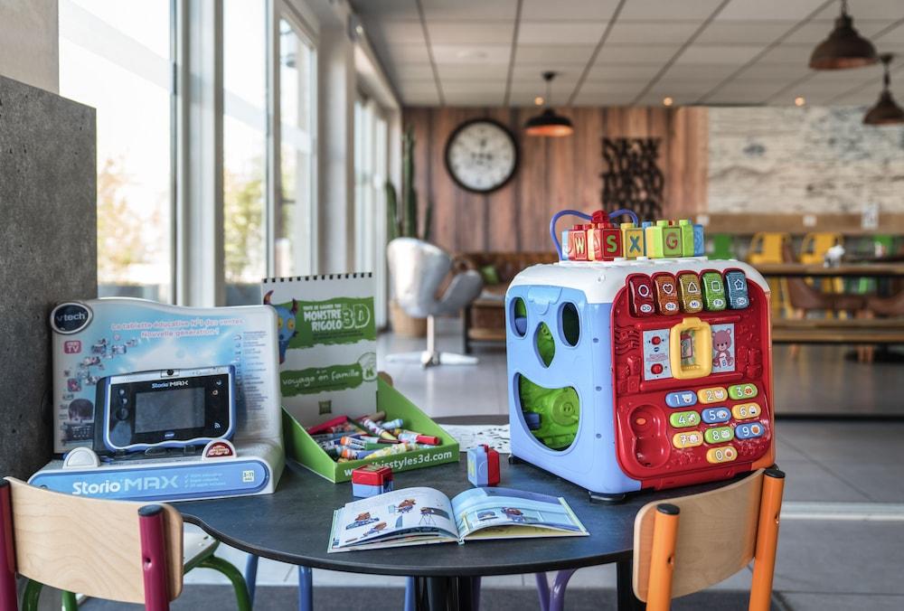 Ibis Styles Hyeres Rooftop & Spa Zewnętrze zdjęcie